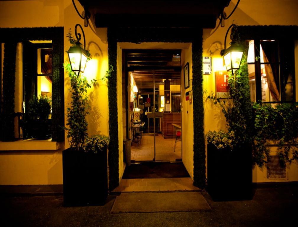 Hotel De La Tulipe Paryż Zewnętrze zdjęcie